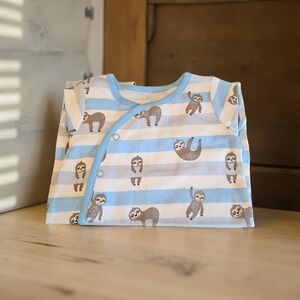 1 NWT 2 Essentials Baby Sleepers with Sloth Design - Blue and Gray Size 0/3 mo